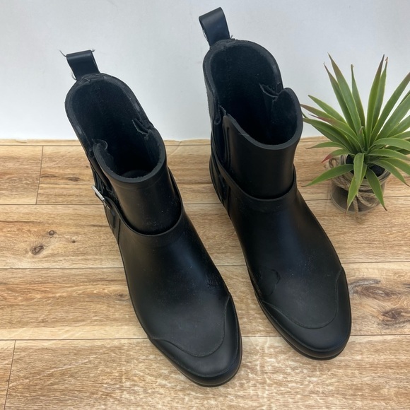 Burberry Riddlestone Rain Boot sz 6 - Picture 2 of 13
